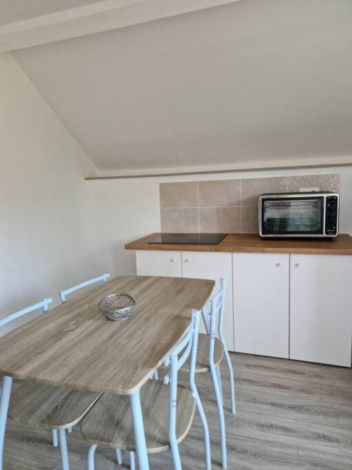 Appartement Au Milieu Des Vignes Thesee Exterior foto